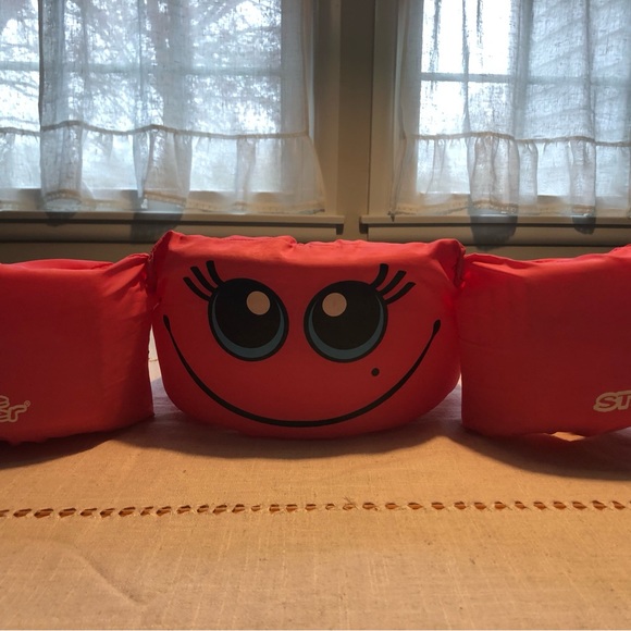 Stearns Original Puddle Jumper Life Jacket Fits Kids 30-50lbs - Picture 1 of 5